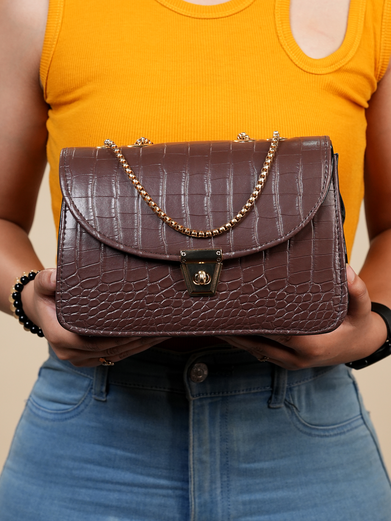 Women's Sling Bag with Gold Chain Strap, Stylish Sling Bag for Women 22 cm x 15 cm (Dark Brown) - Image 8